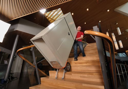 CC200, Treppensteiger